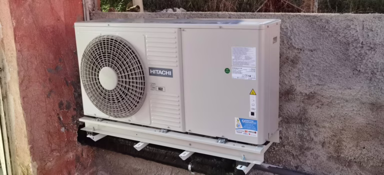 αντλία θερμότητας HITACHI 10KW με fan coil vendiclima